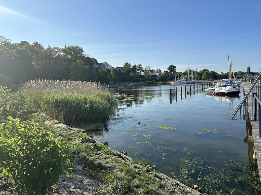 Urlaub In Einer Historischen Wassermuehle An Der Trave لوبيك المظهر الخارجي الصورة